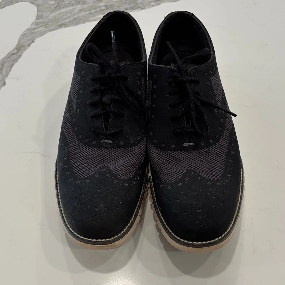 Cole Haan size 7.5 two tone Men's Oxford Shoes